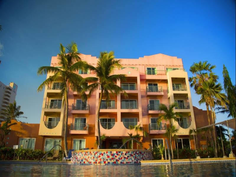 Hotel Santa Fe Tamuning Esterno foto
